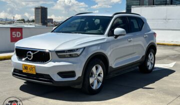 VOLVO XC40 Kinetic T4