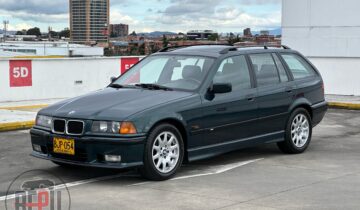 BMW 328i touring E36